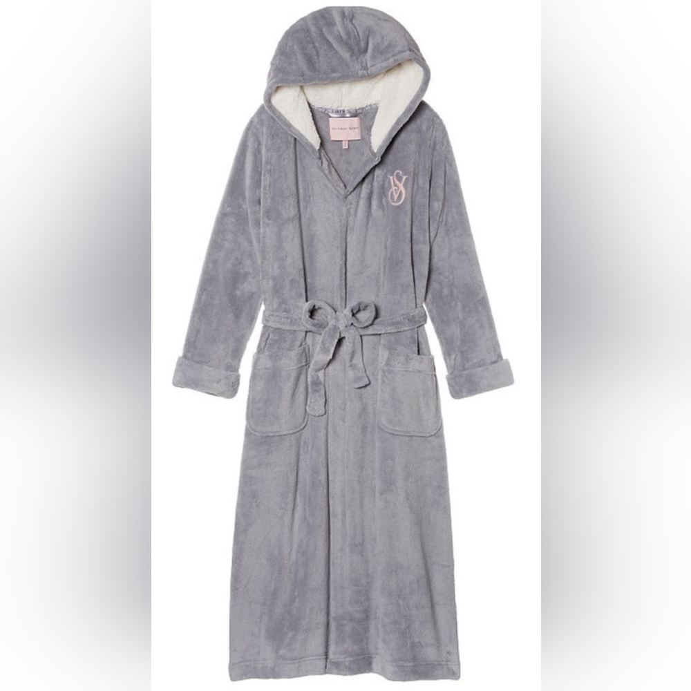 Victoria's Secret Soft Gray Robe with Pink Logo